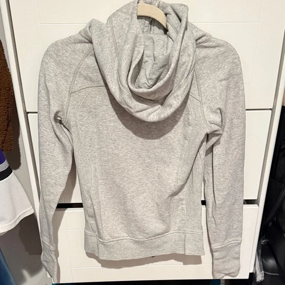 Women's Lululemon Gray Zip-Up Jacket - Picture 2 of 3